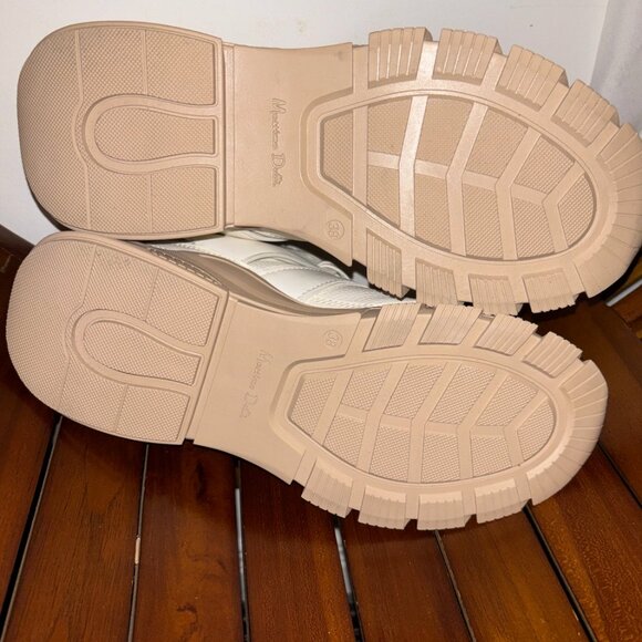 Massimo Dutti Leather and Shearling Sneakers - Picture 2 of 3